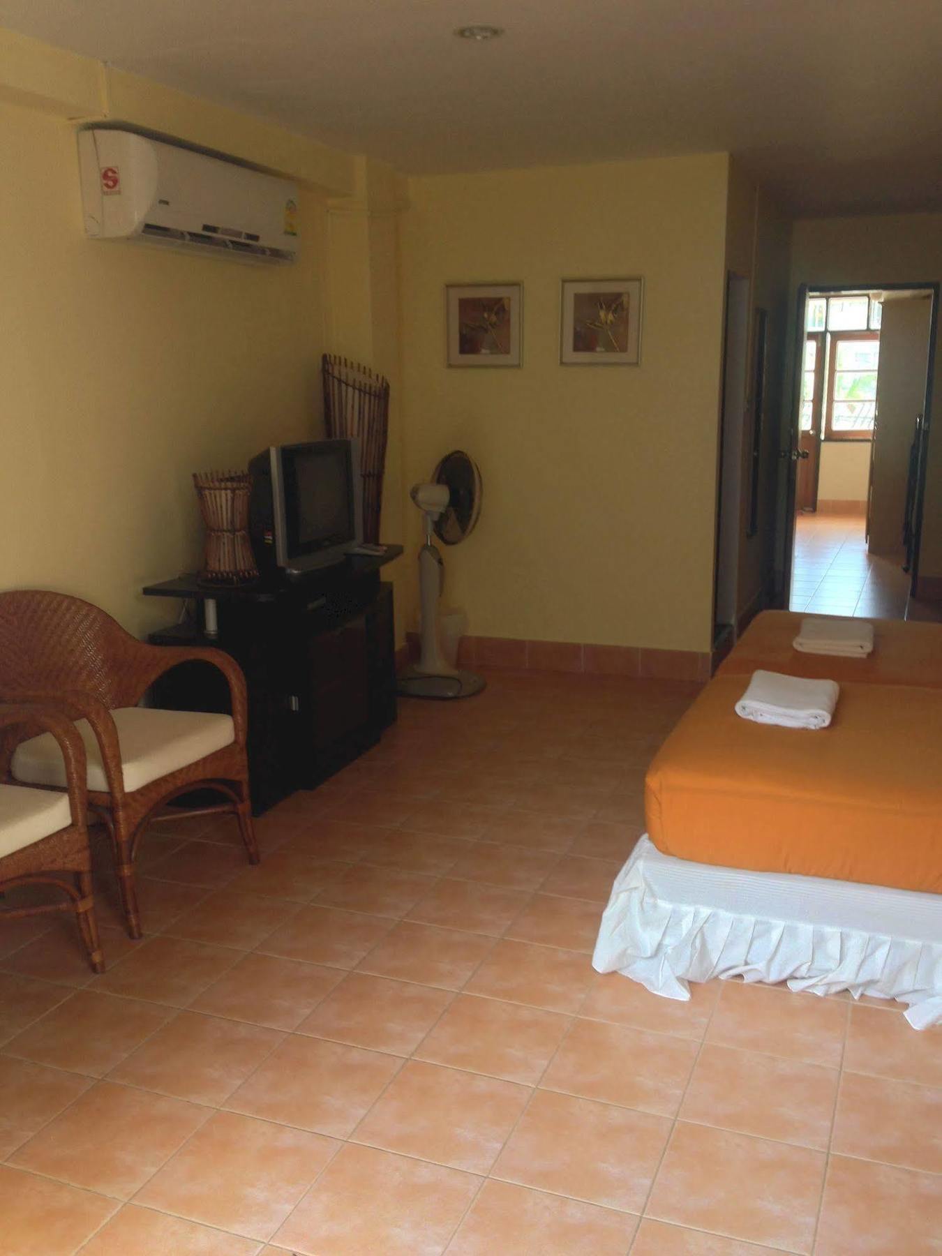 Nin Apartments Karon Beach Phuket Luaran gambar