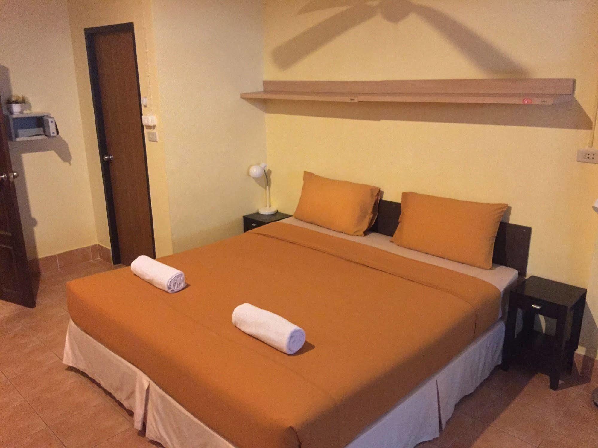 Nin Apartments Karon Beach Phuket Luaran gambar